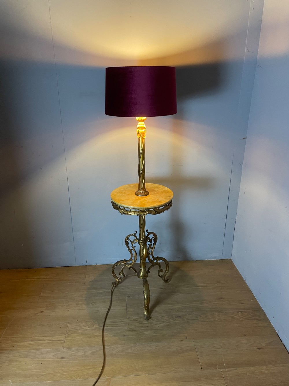 Brass and onyx Rococo standard lamp  View XII