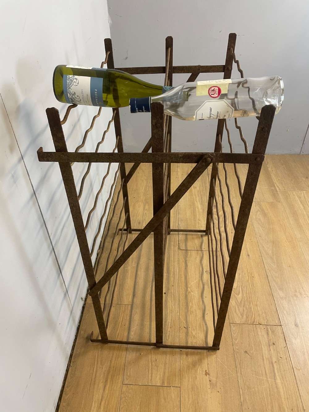 Edwardian 108 bottle wine rack  View IV