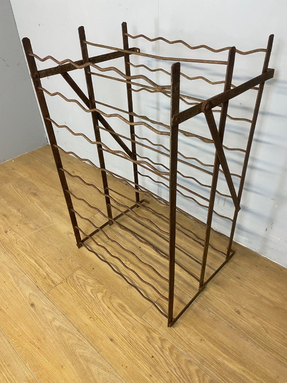 Edwardian 108 bottle wine rack  View V