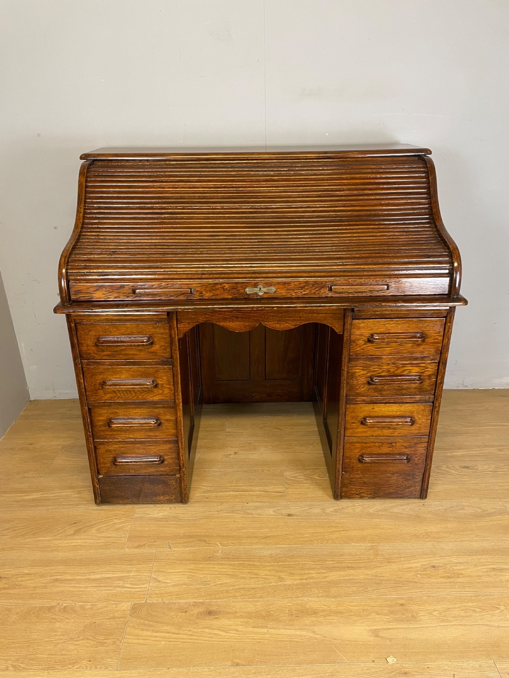 Edwardian solid oak roll top desk  View III