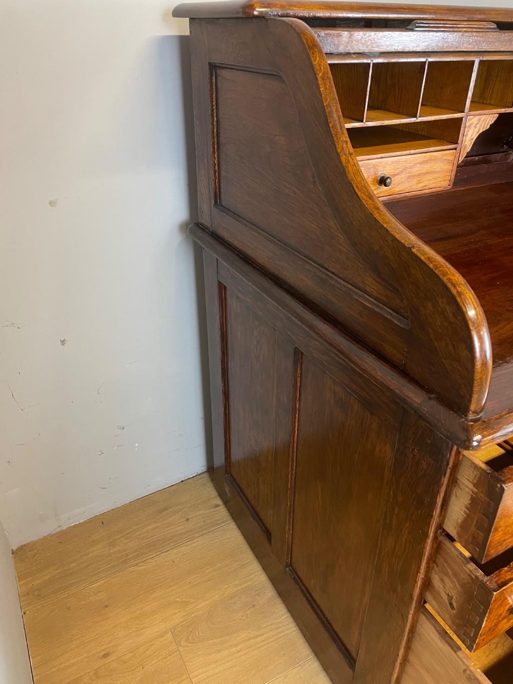 Edwardian solid oak roll top desk  View IX