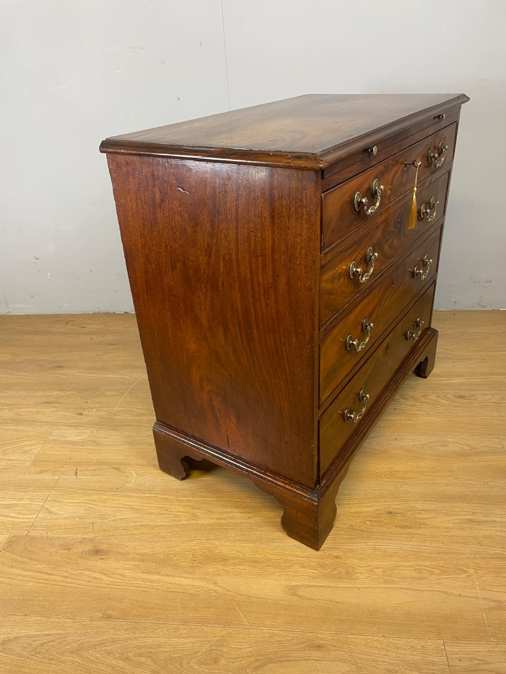 George III flame mahogany dressing chest circa 1770  View VIII