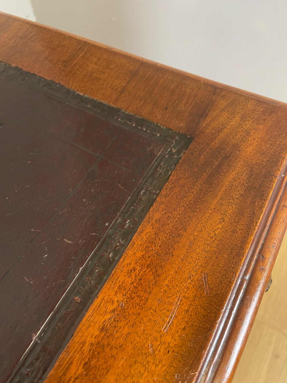 Victorian mahogany three part desk View V