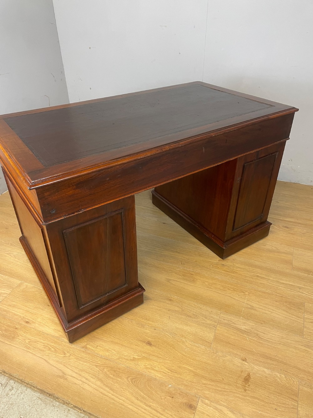 Victorian mahogany three part desk View X