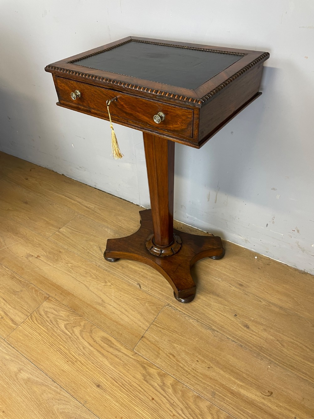 Late Regency rosewood pedestal table  View X