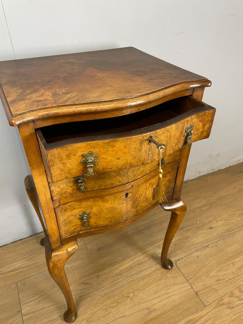 Burr walnut serpentine fronted three height chest of drawers  View V