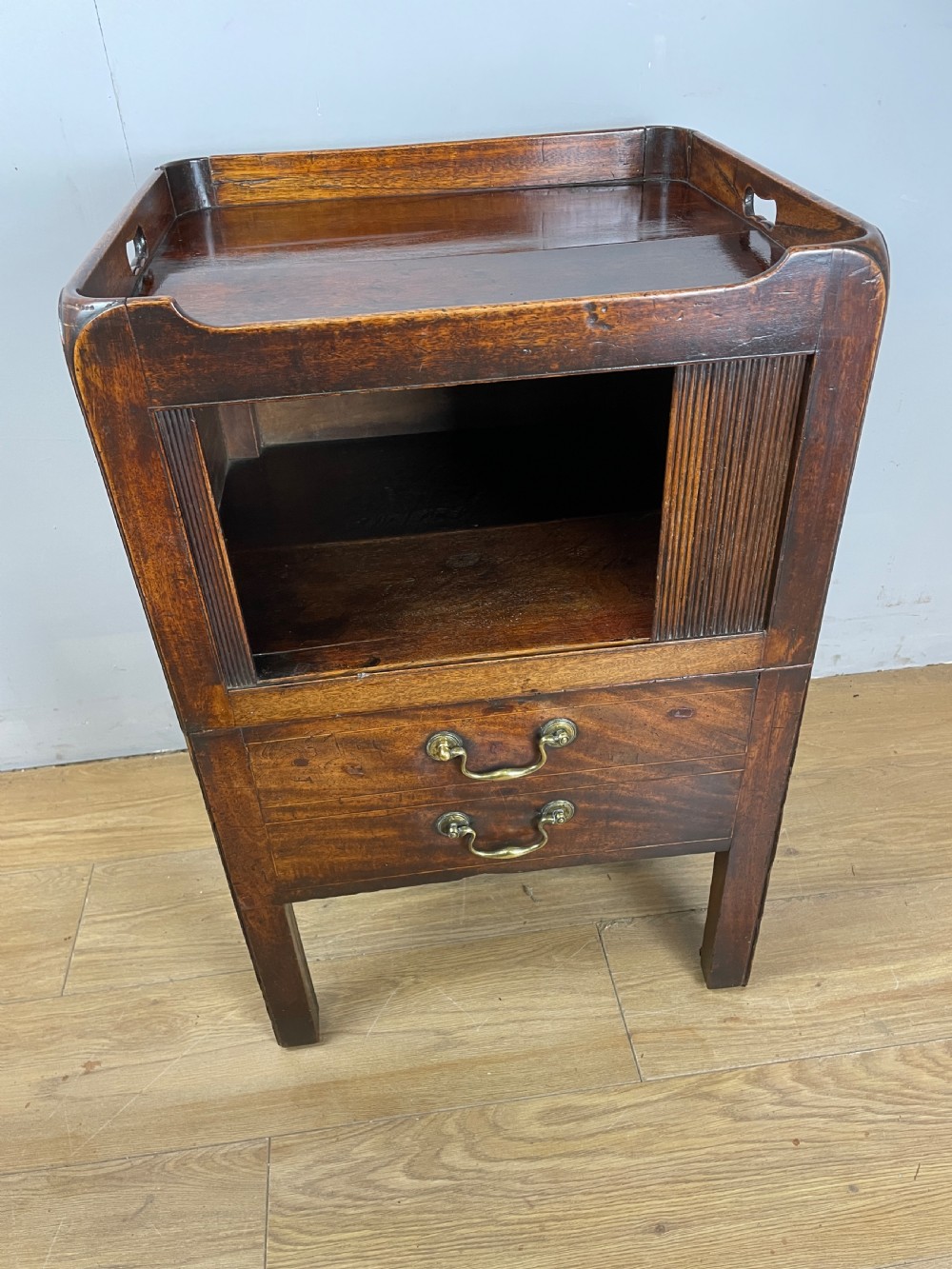 Georgian tambour fronted mahogany tray topped cabinet  View III