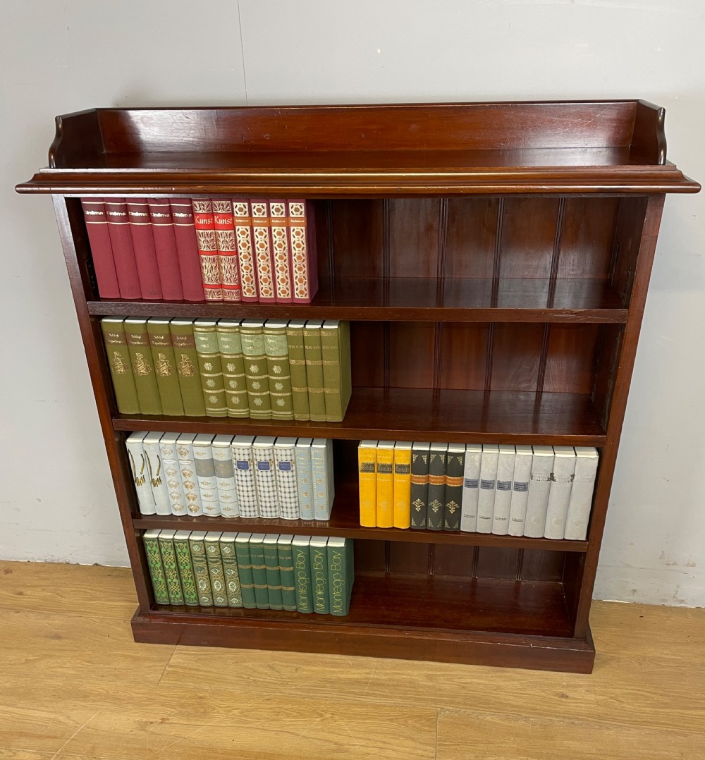 Antique solid mahogany freestanding adjustable bookcase 