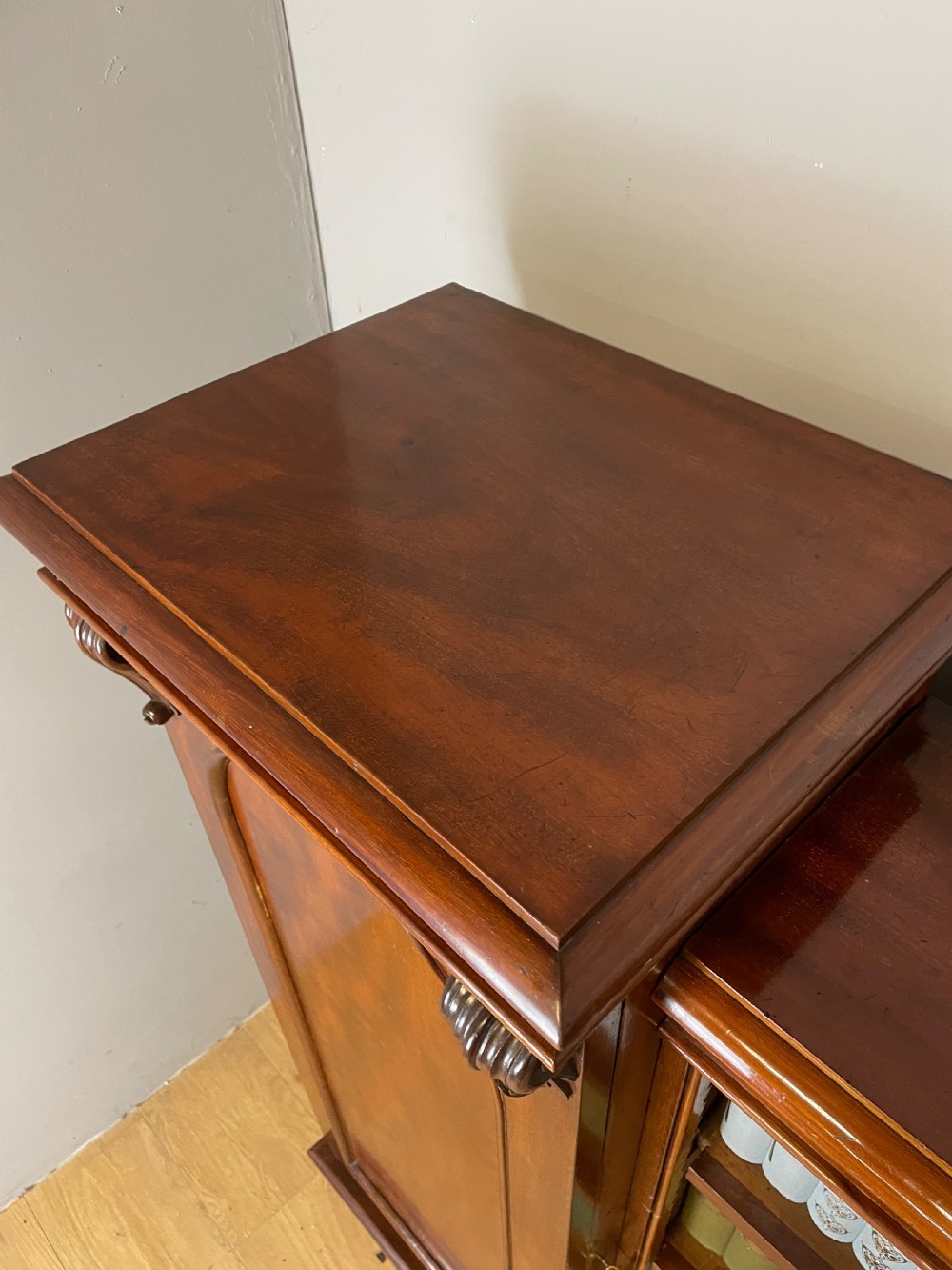 C19TH freestanding flame mahogany bookcase  View XIII