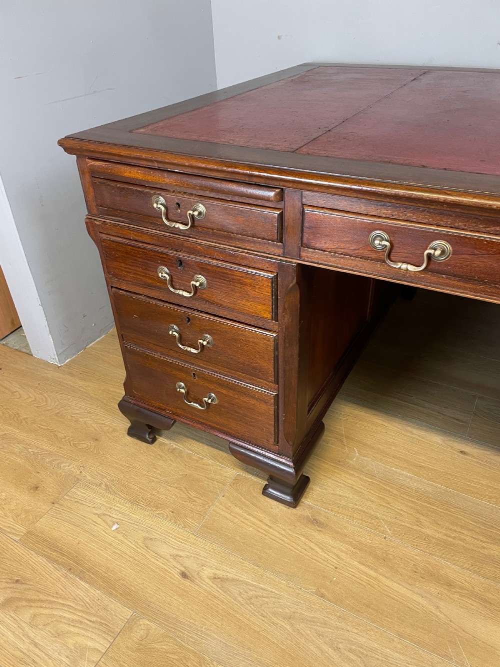 Edwardian twin pedestal mahogany desk by Cooke’s of London  View III
