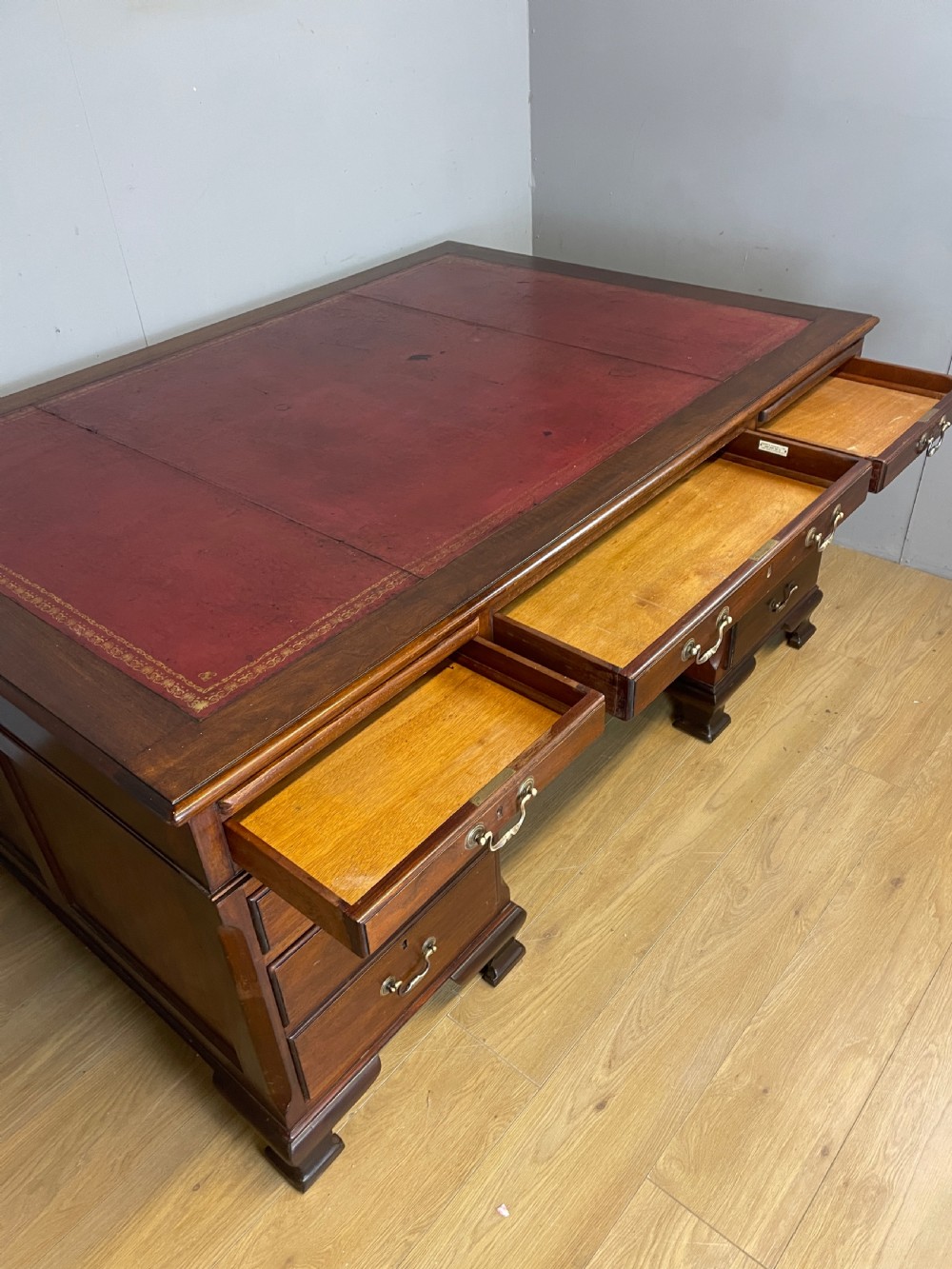 Edwardian twin pedestal mahogany desk by Cooke’s of London  View VIII