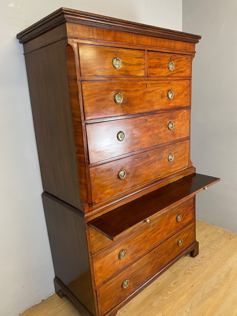 Georgian mahogany chest on chest with dressing slide View VI