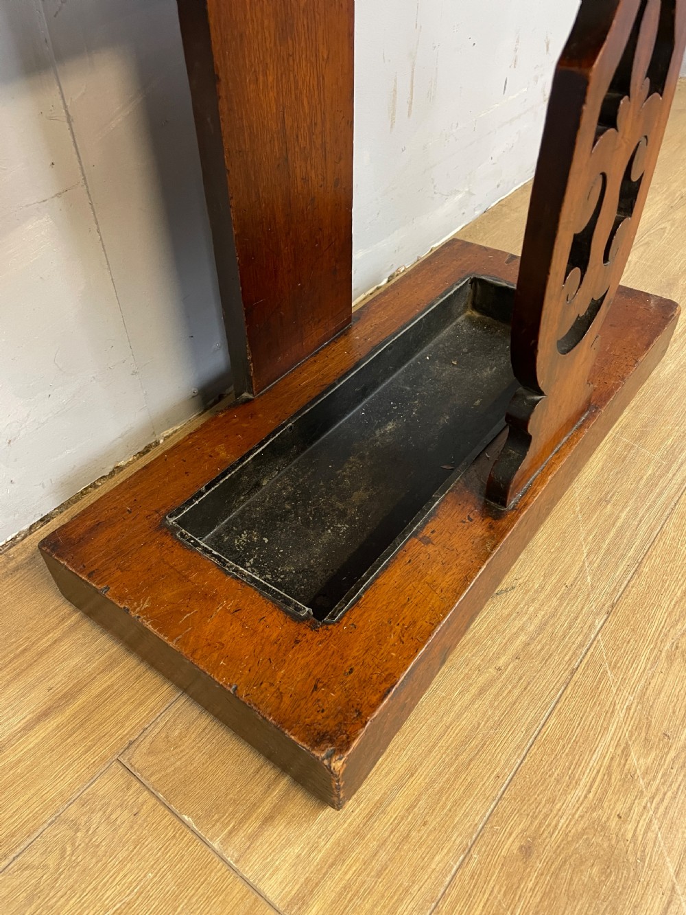 Antique Victorian mahogany hall stand  View VIII