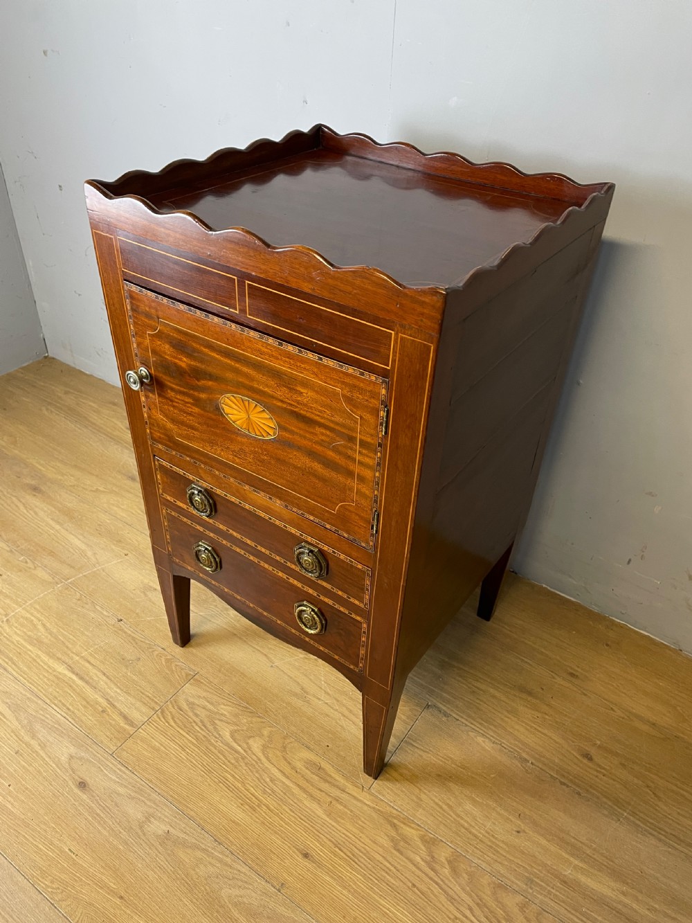 Antique Georgian inlaid mahogany bedside cupboard 