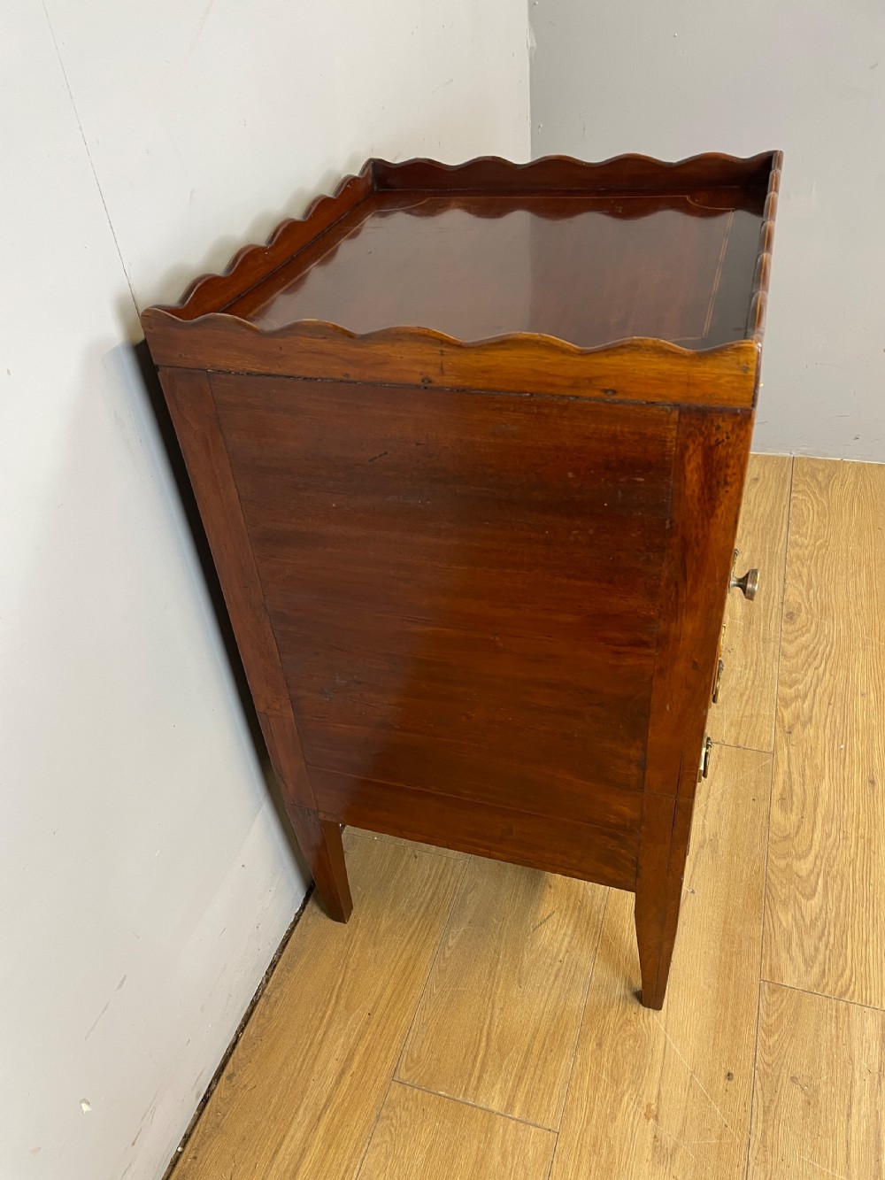 Antique Georgian inlaid mahogany bedside cupboard  View IX