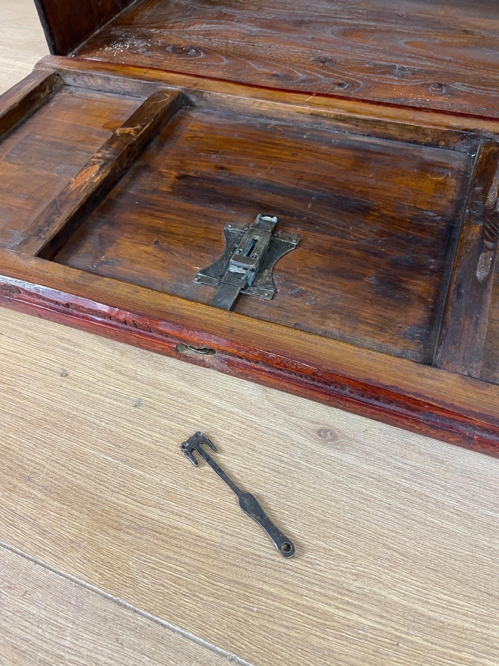 Chinese lacquer dowry chest c.1920 View X