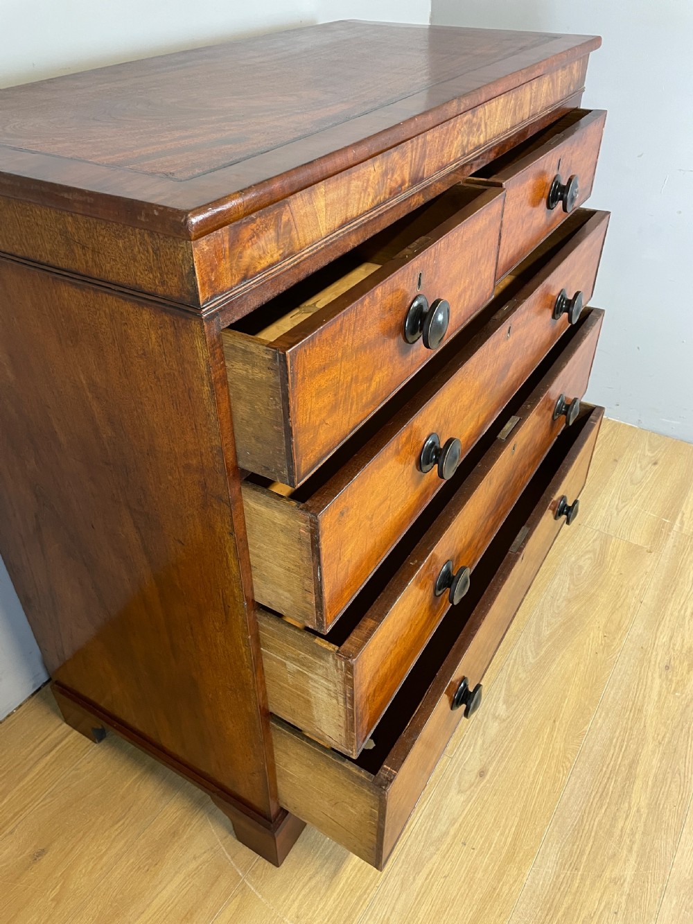Georgian four height mahogany chest of drawers  View VII