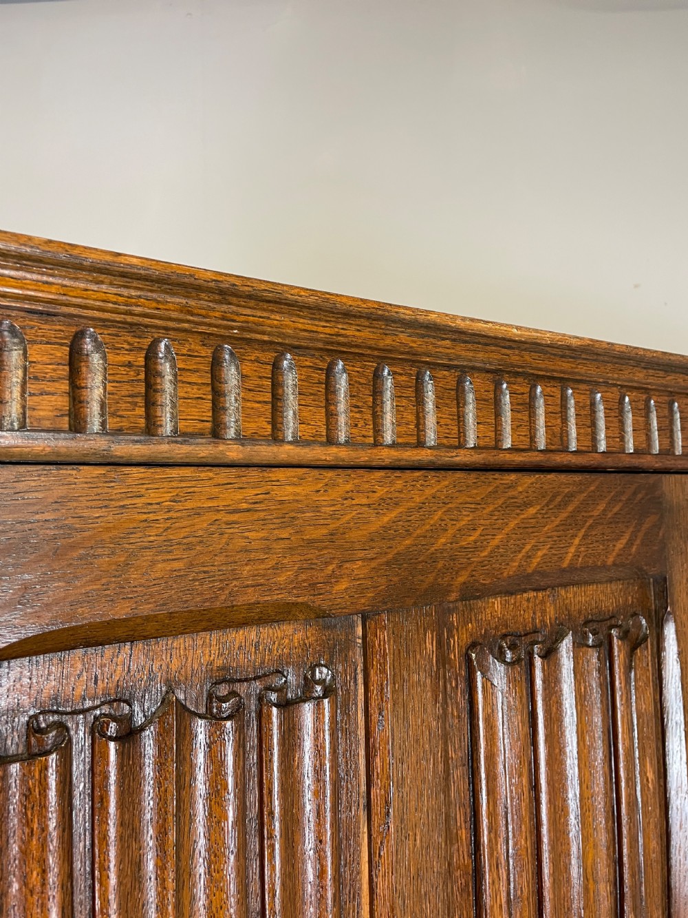 Early C20th linen fold oak hall cupboard  View XIII