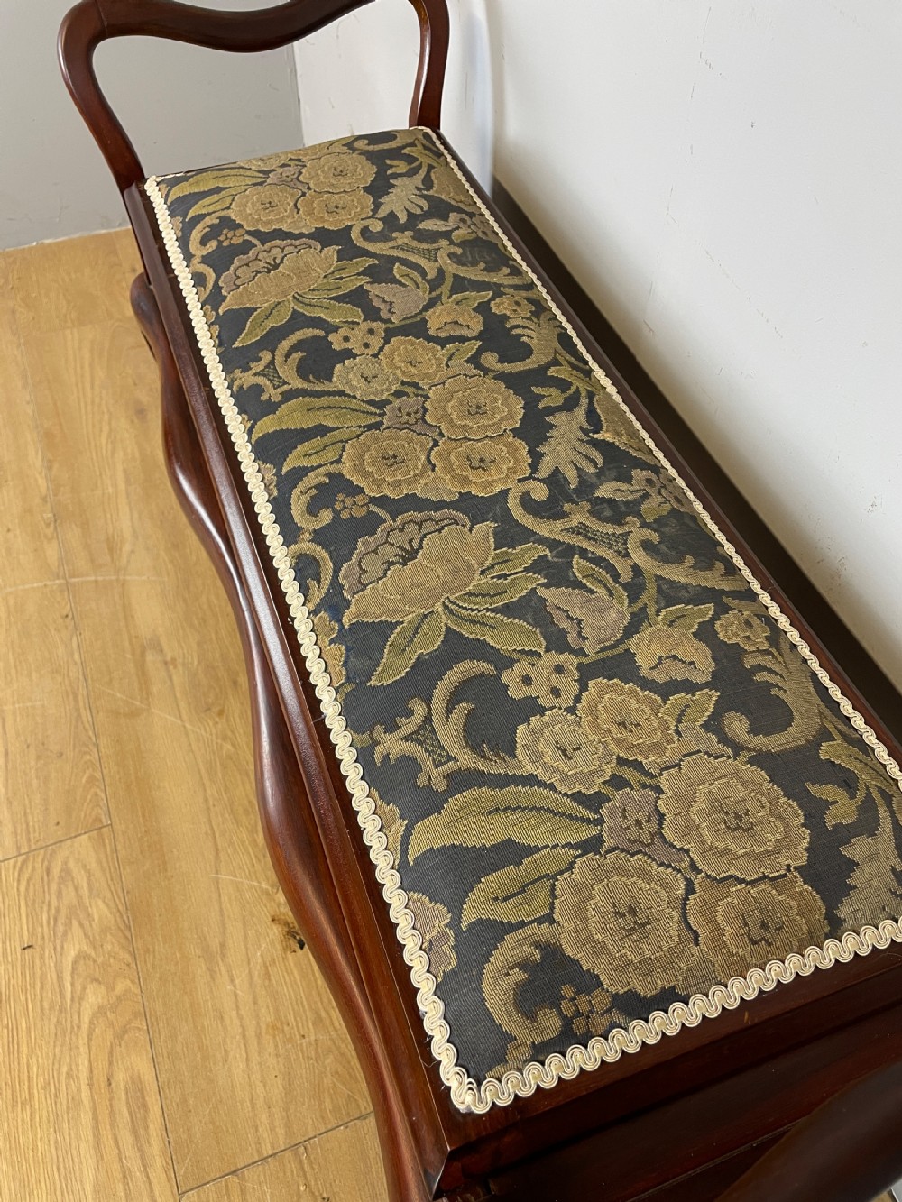 Edwardian mahogany duet stool View VII