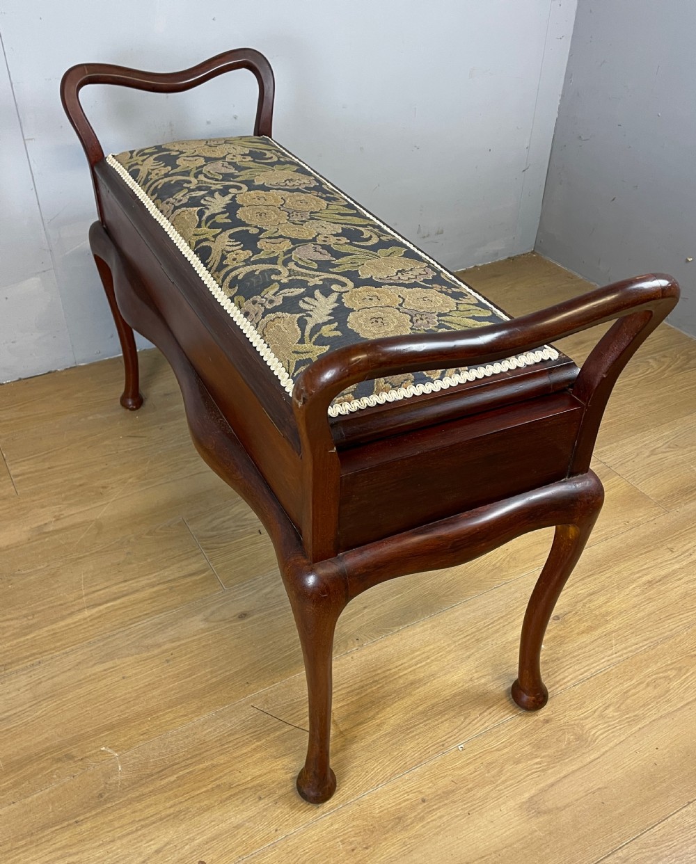 Edwardian mahogany duet stool View IX