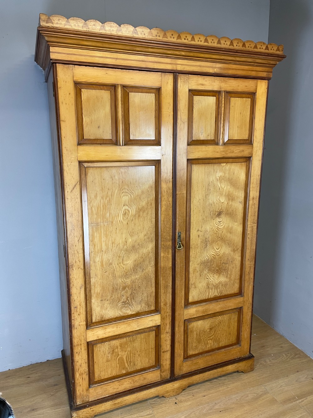 Arts and crafts ash country house double wardrobe  View III