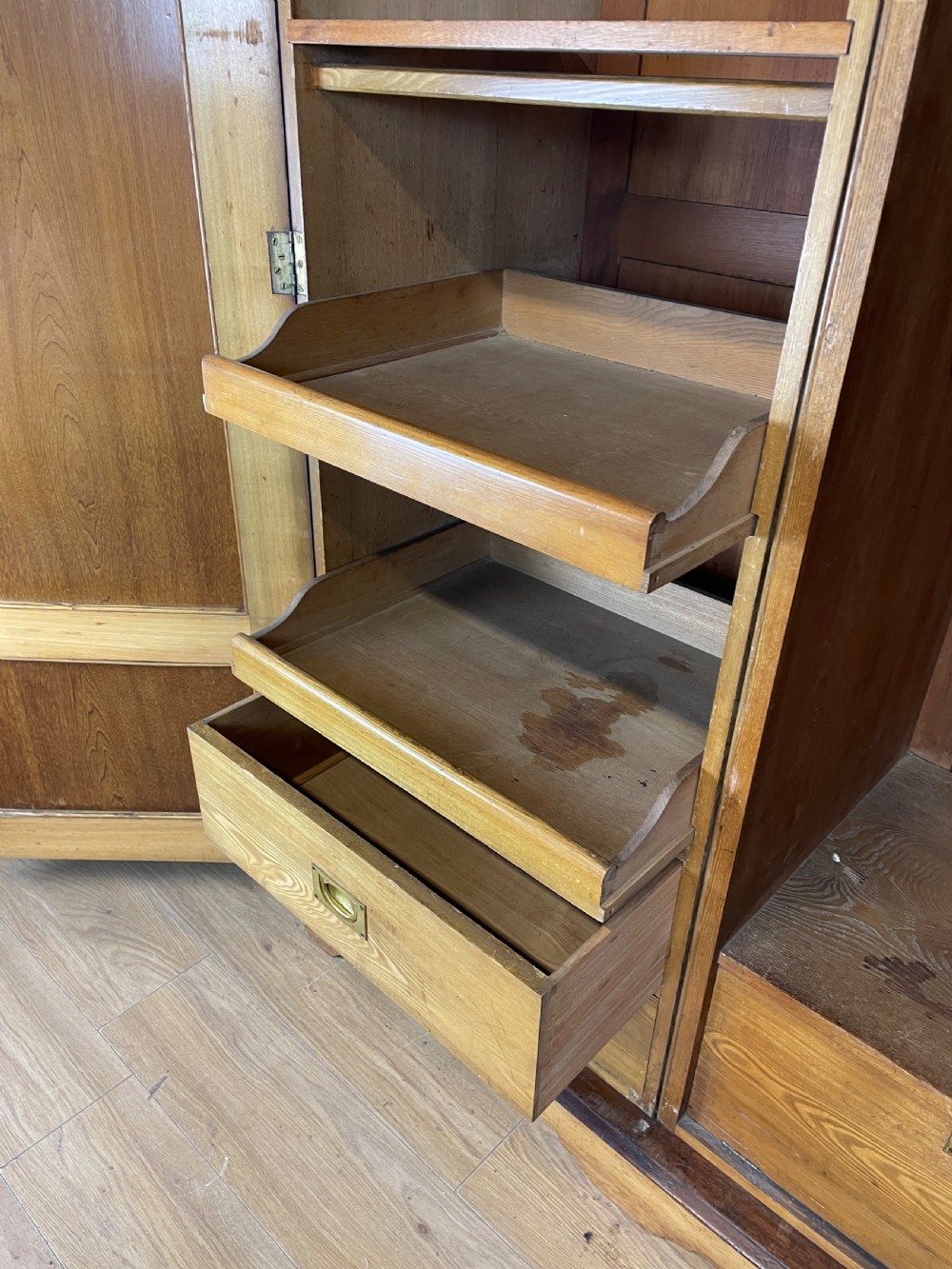 Arts and crafts ash country house double wardrobe  View XVI