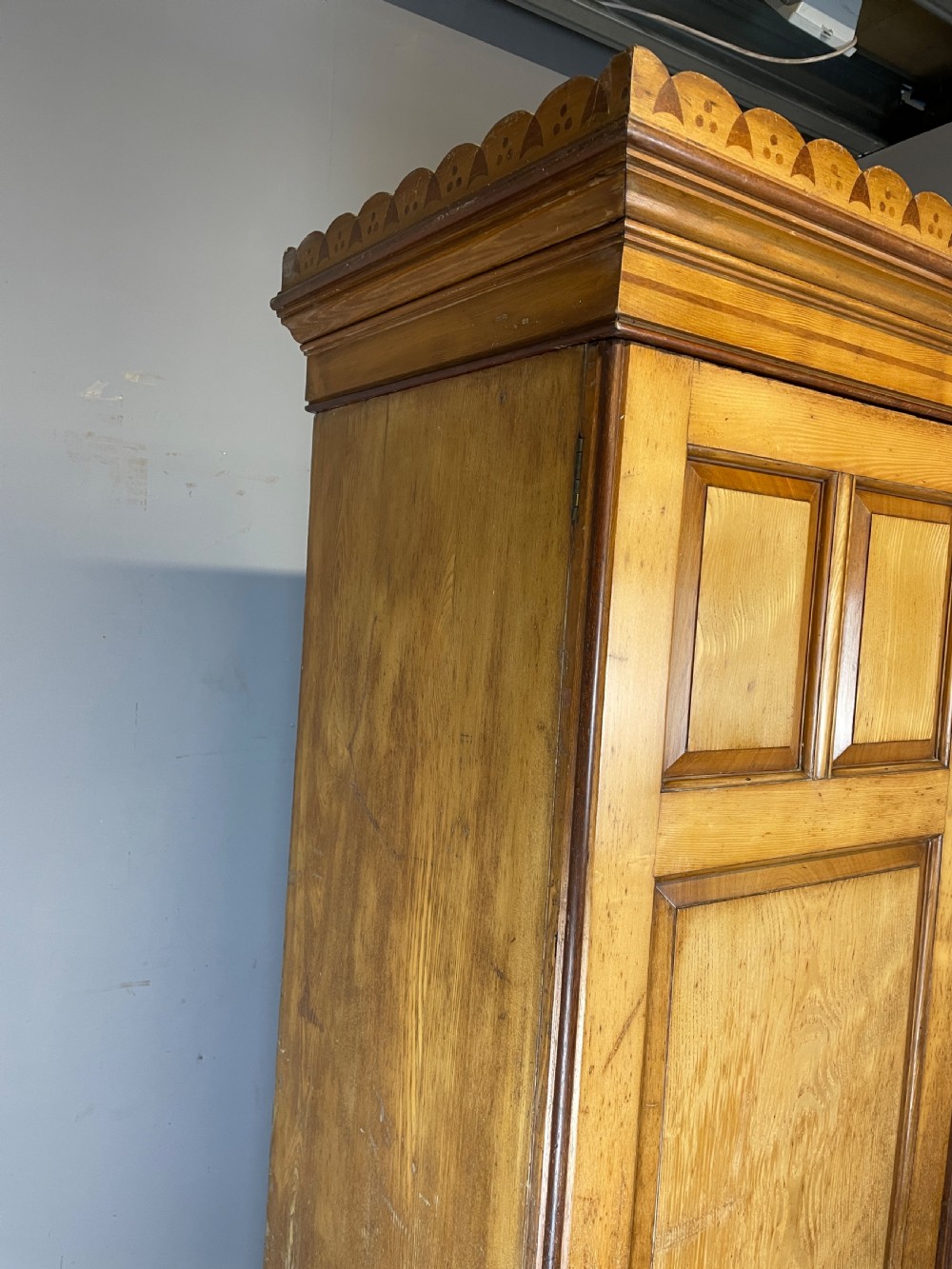 Arts and crafts ash country house double wardrobe  View XIX