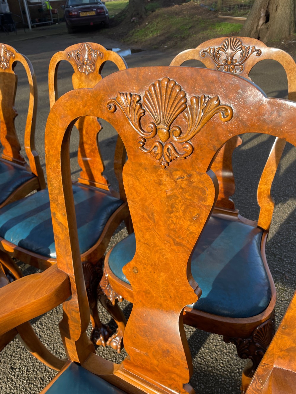 Burr walnut Queen Anne 8 seater wind out table and eight chairs by Charles Walker of Harrogate  View XV