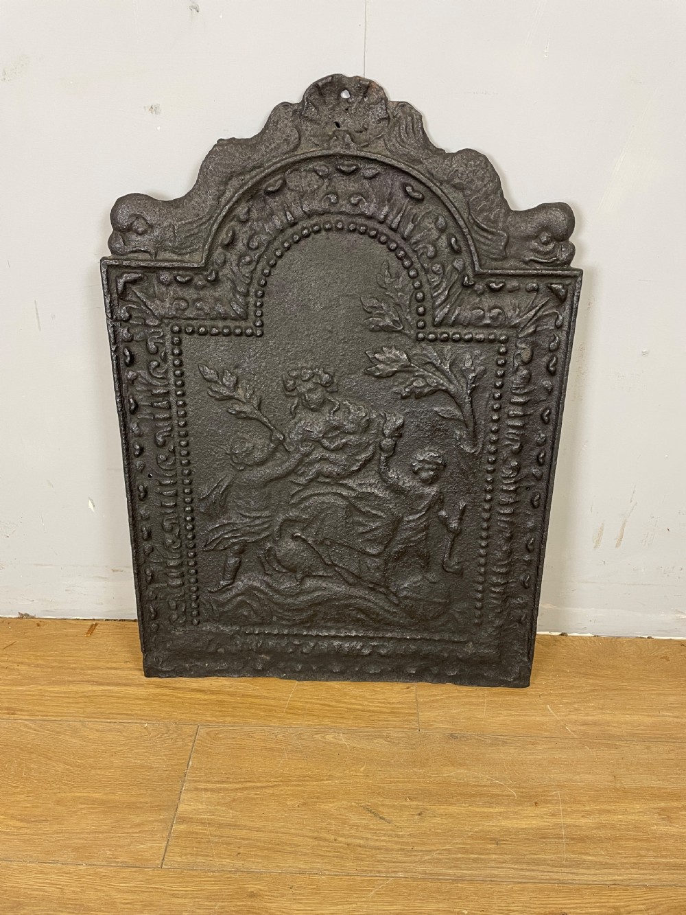 C19TH cast iron fireback