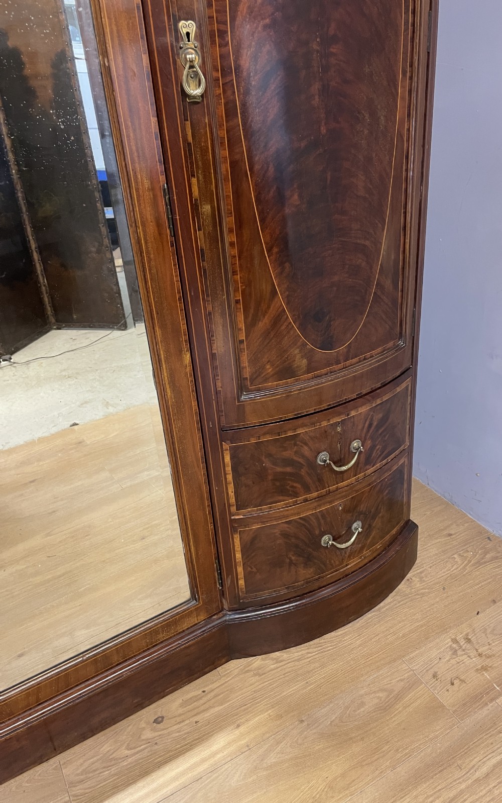 C19TH flame mahogany inlaid triple bow front wardrobe  View VII