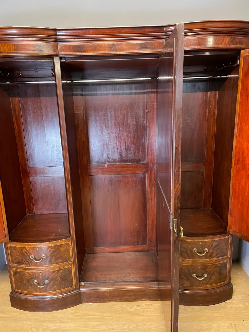 C19TH flame mahogany inlaid triple bow front wardrobe  View XIII
