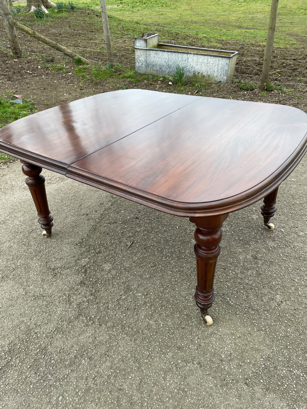 C19TH walnut eight seater wind out dining table  View XIII
