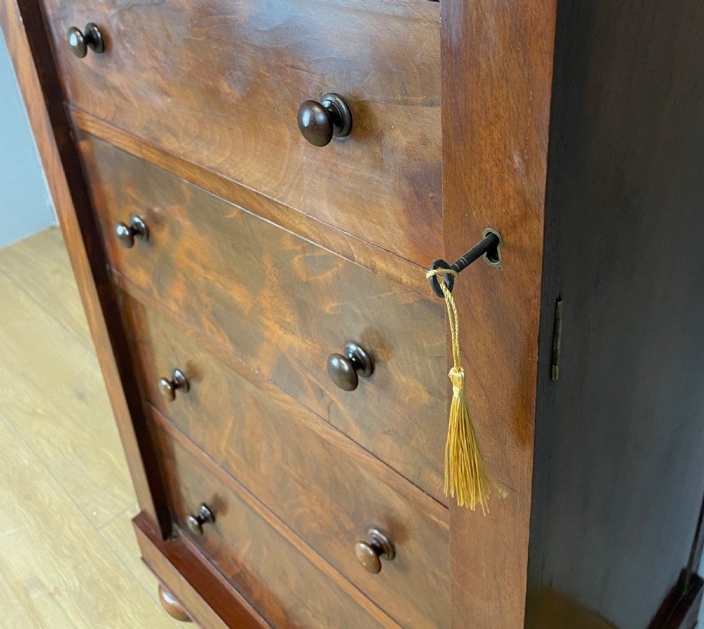 C19TH Large country house flame mahogany Wellington chest  View VIII