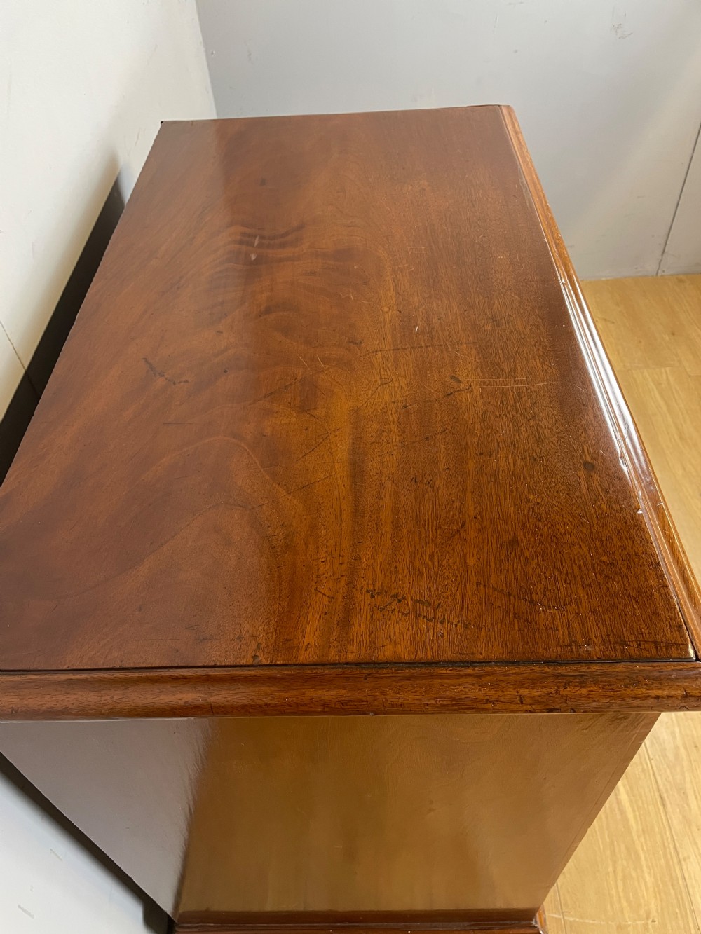 Small Georgian four height mahogany chest of drawers  View II
