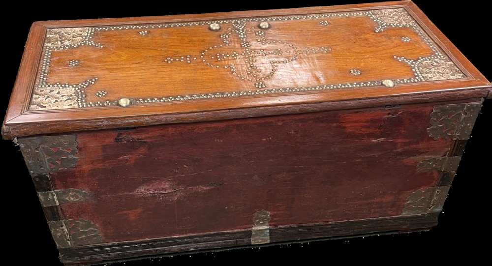 Early C19TH Zanzibar chest with keys  View VI