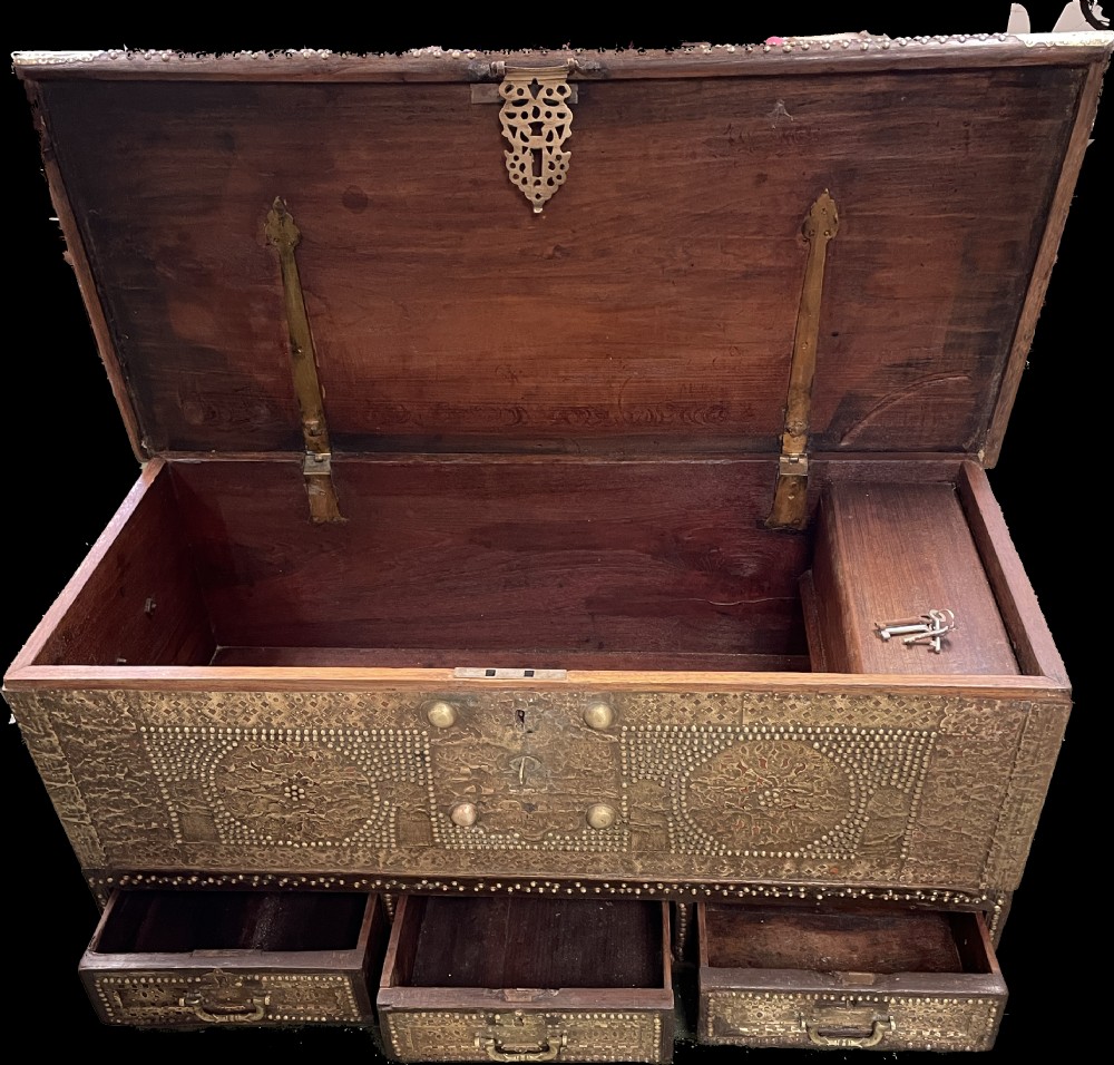 Early C19TH Zanzibar chest with keys  View IX