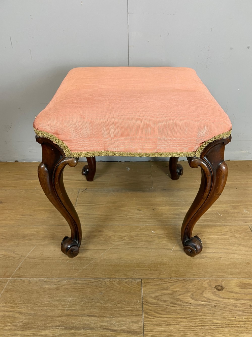 Victorian cabriole legged mahogany stool 