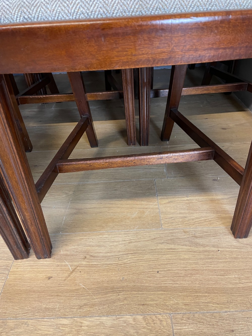 Edwardian set 14 mahogany Hepplewhite style dining chairs with provenance  View XII