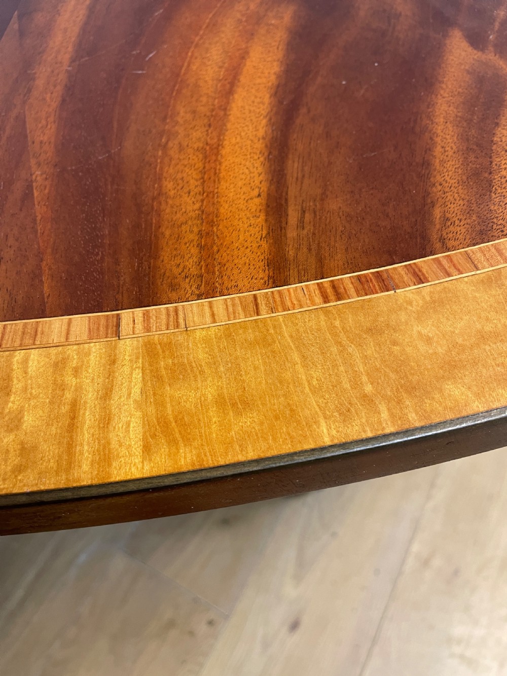 Flame mahogany regency style circular dining table circa 1920 View VII