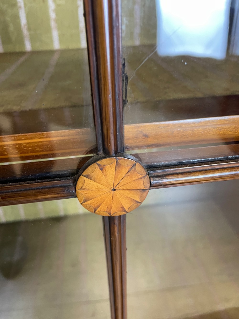 Sheraton revival inlaid mahogany display cabinet  View IX