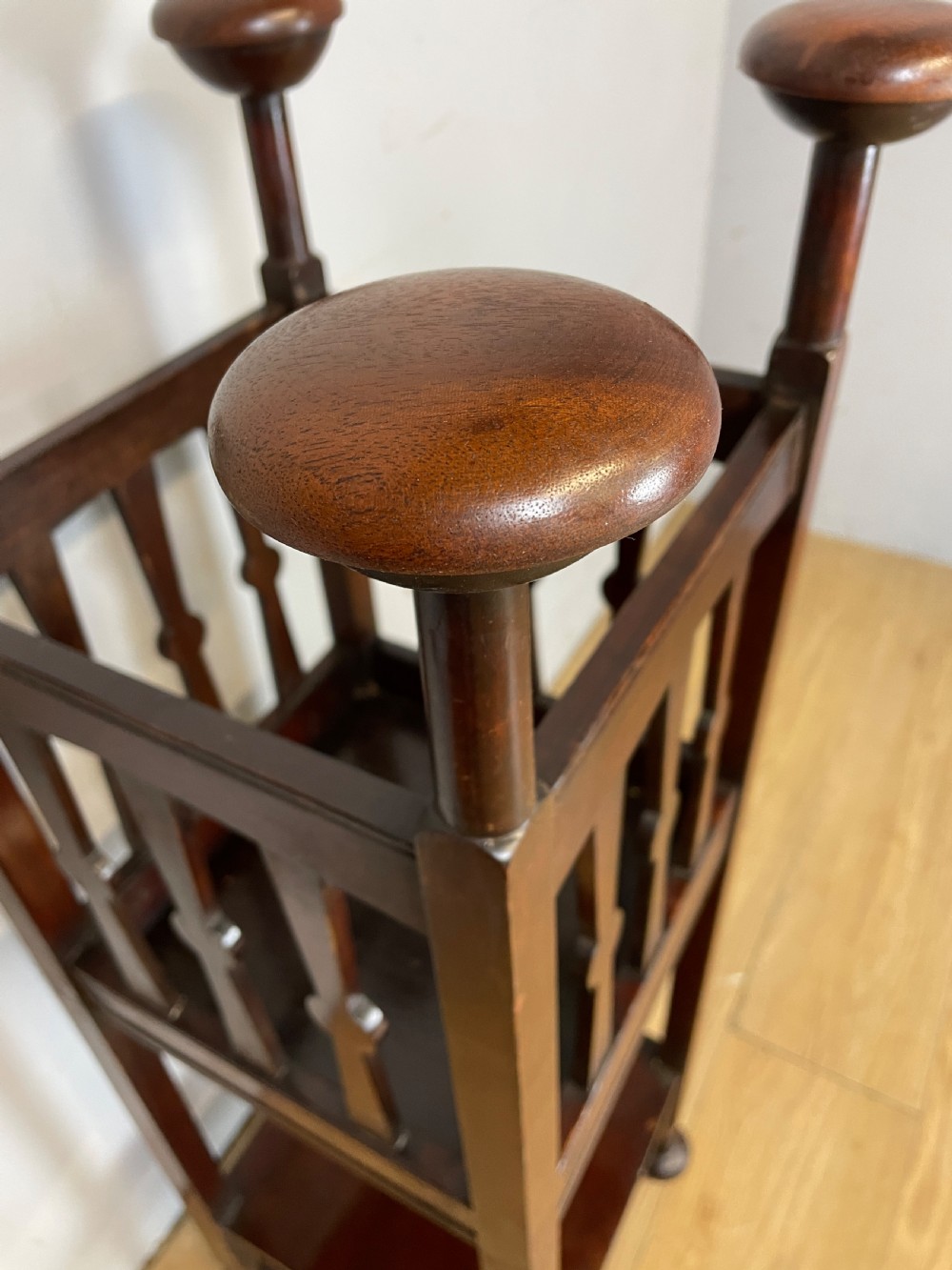 Arts and crafts stylised mahogany jardiniere stand  View VI