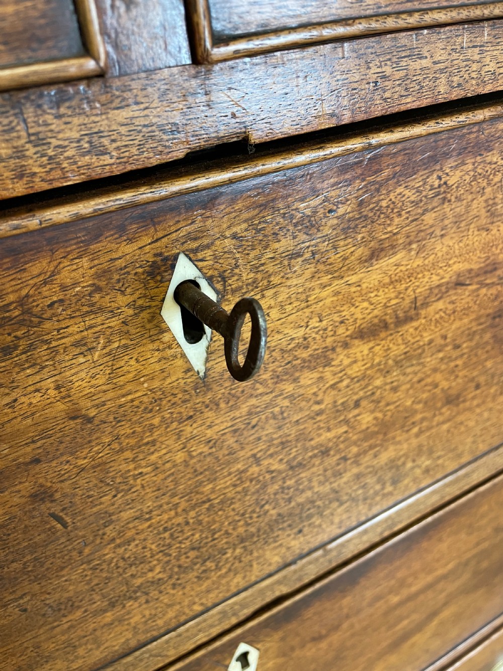 George III mahogany chest of drawers on splayed feet  View VII