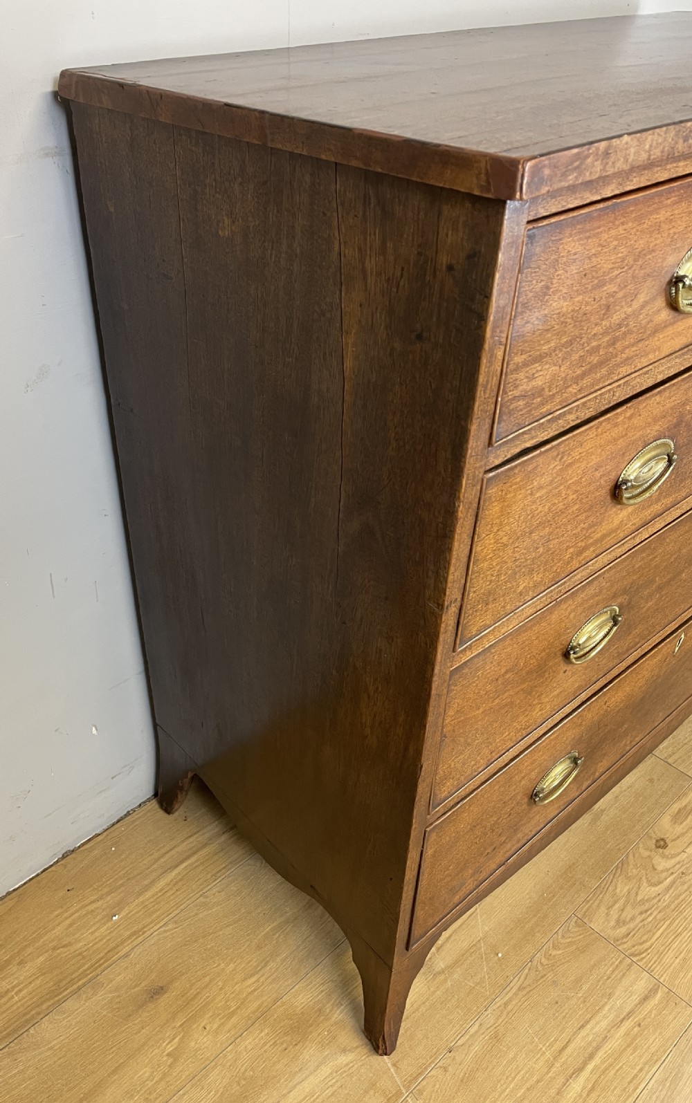 George III mahogany chest of drawers on splayed feet  View VIII