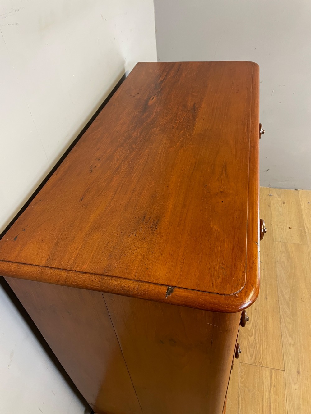 C19TH walnut chest of drawers  View III