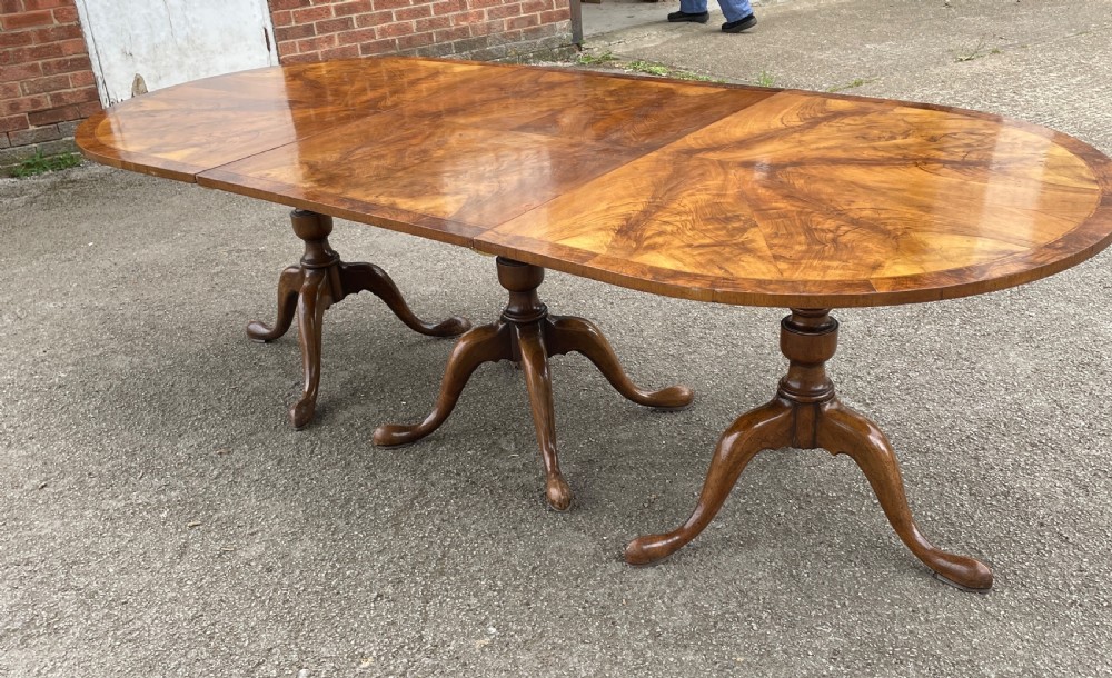 Edwardian three pillar flame mahogany 8 seater dining table  View X
