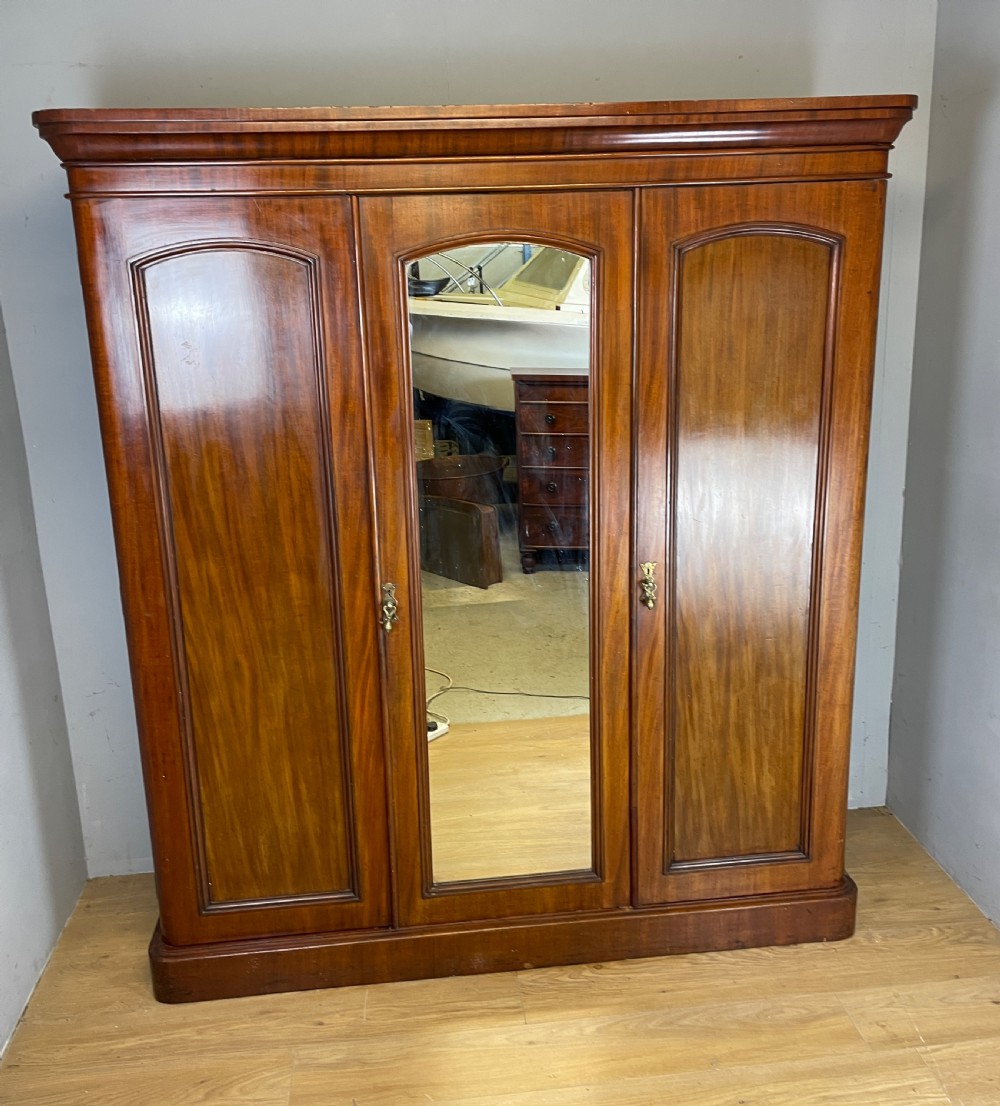 Mahogany triple wardrobe in original condition circa 1870 View II