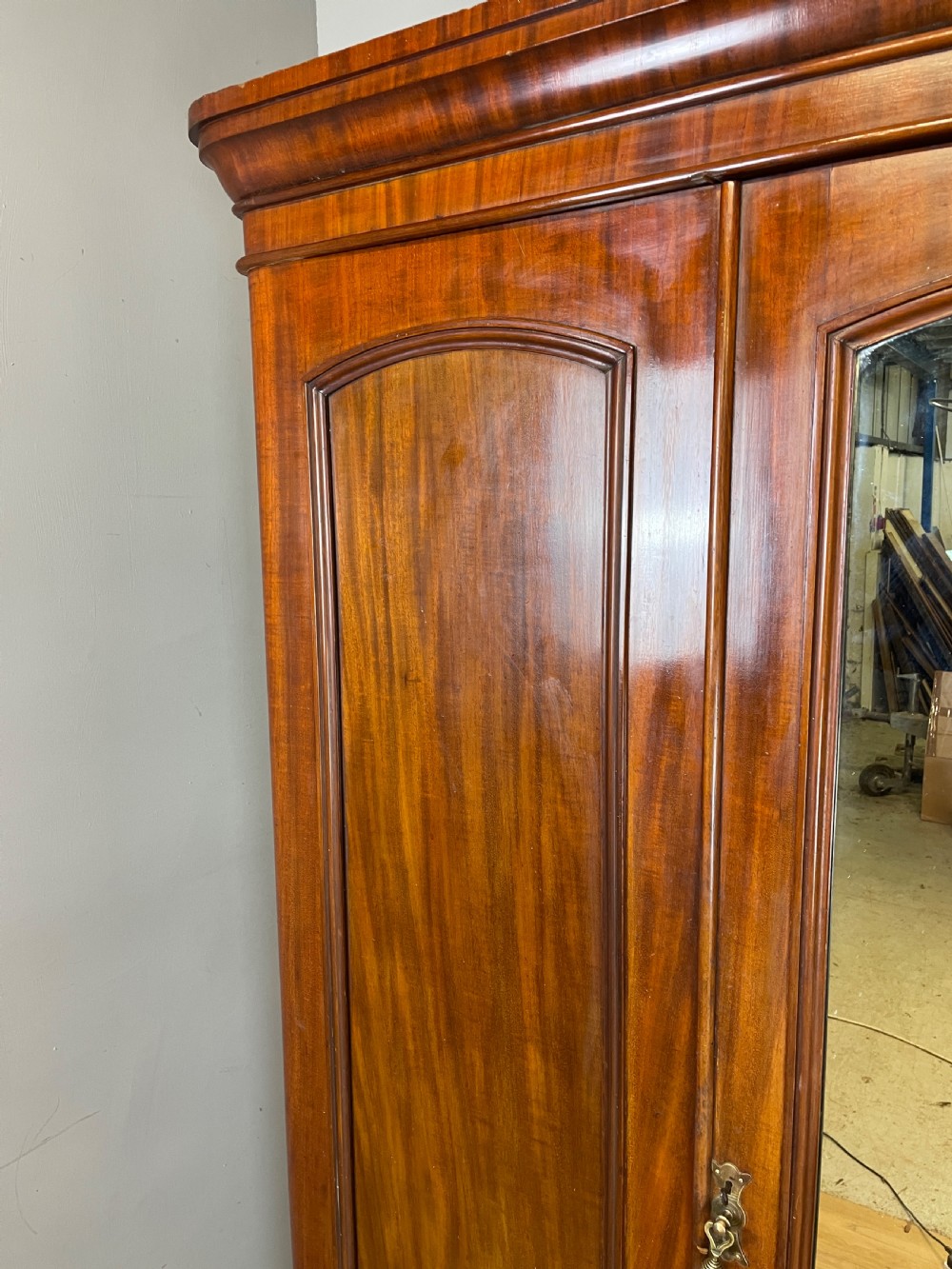 Mahogany triple wardrobe in original condition circa 1870 View IV