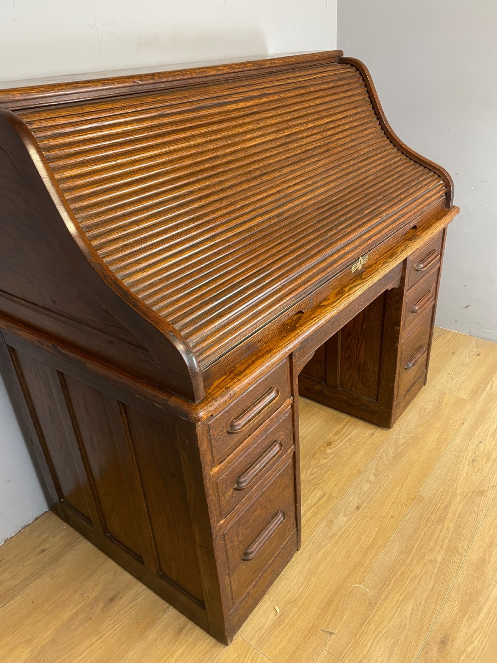 Edwardian oak roll top desk  View IV