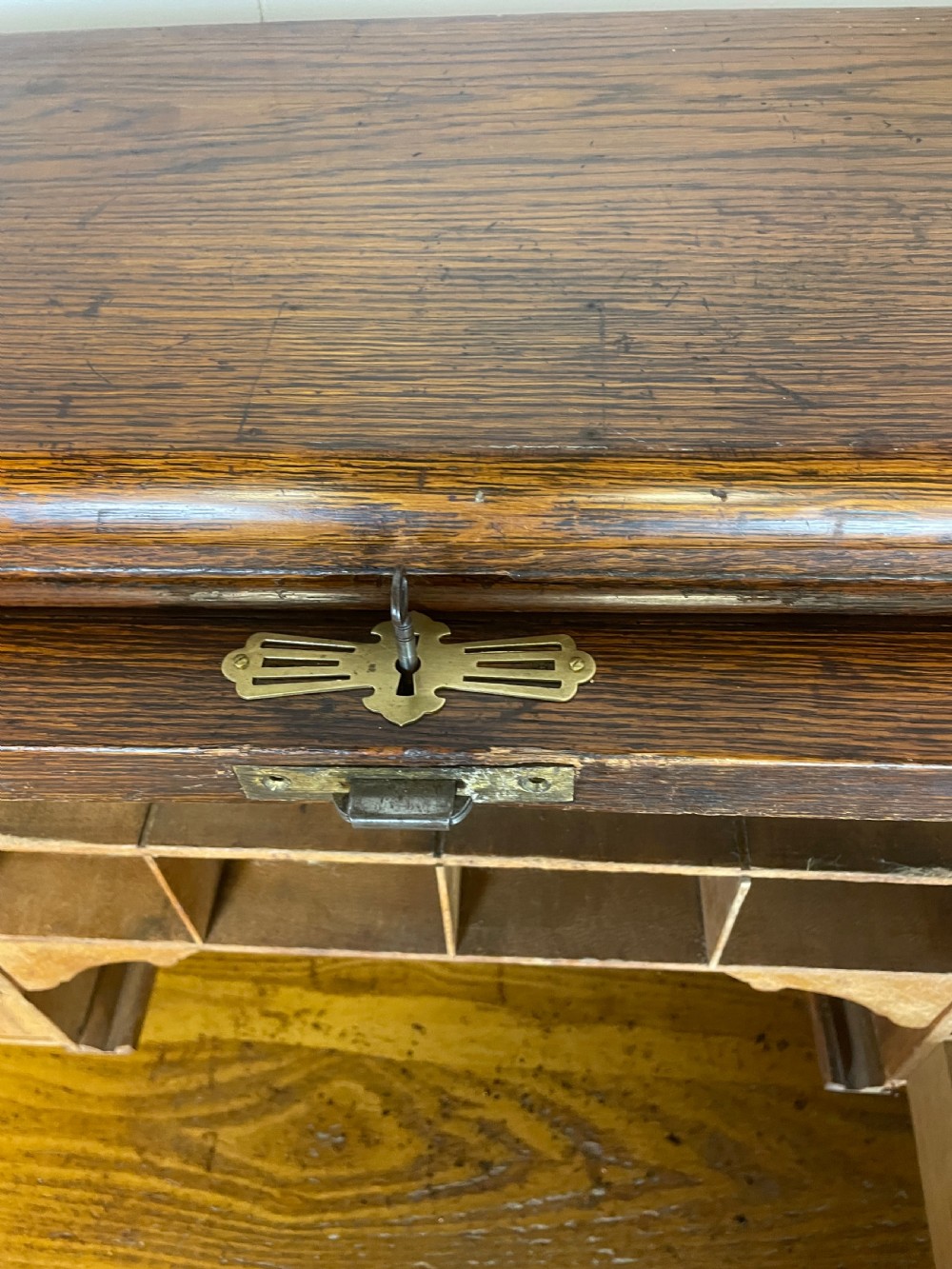 Edwardian oak roll top desk  View VI
