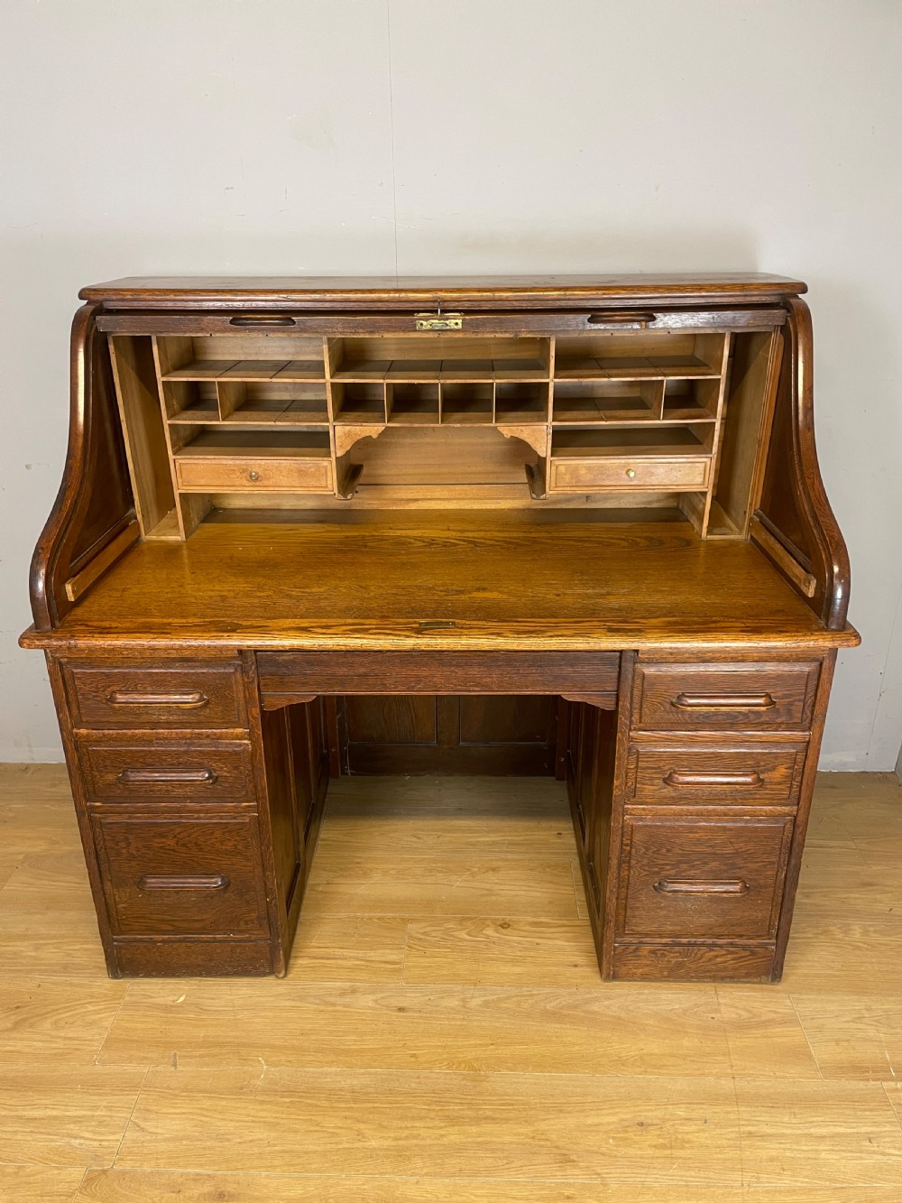 Edwardian oak roll top desk  View VII